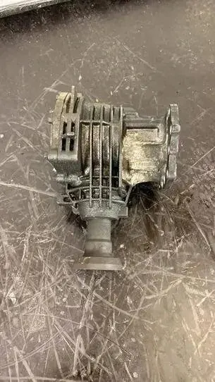 Front Differential VOLVO XC90 I T106813 2.4L diesel 136kW 2009 image 2