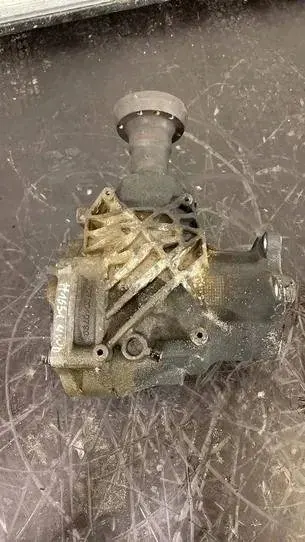 Front Differential VOLVO XC90 I T106813 2.4L diesel 136kW 2009 image 5