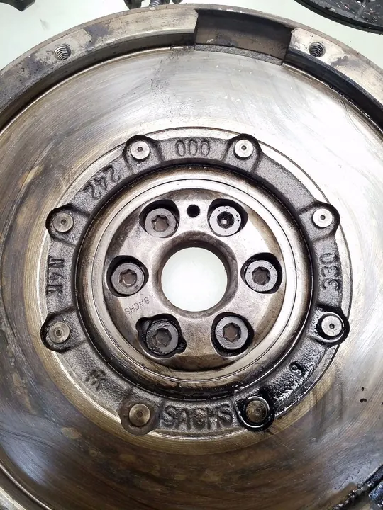 Koko Kytkin Peugeot 207 2009 9659269480 image 2