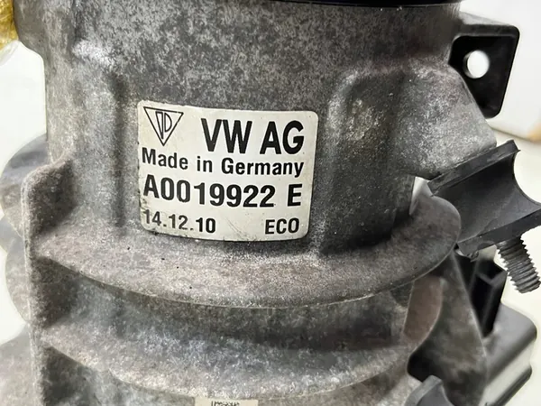 Bomba de direção VW Touareg 7P 7P0423155B image 3