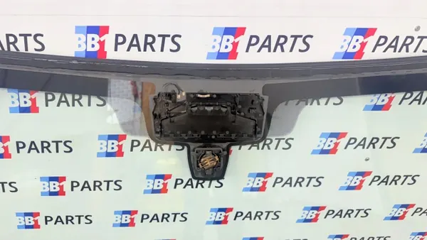 BMW OE BB1 etutuuletin HUD:lla ja Connected Drivella image 9