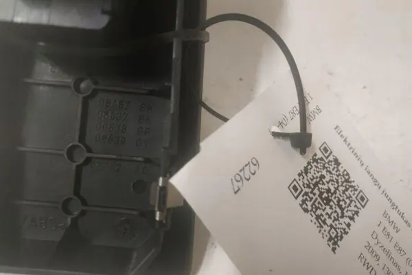 Achterlinkse raambedieningsknop BMW 1 (E87) OEM 6935534 image 2