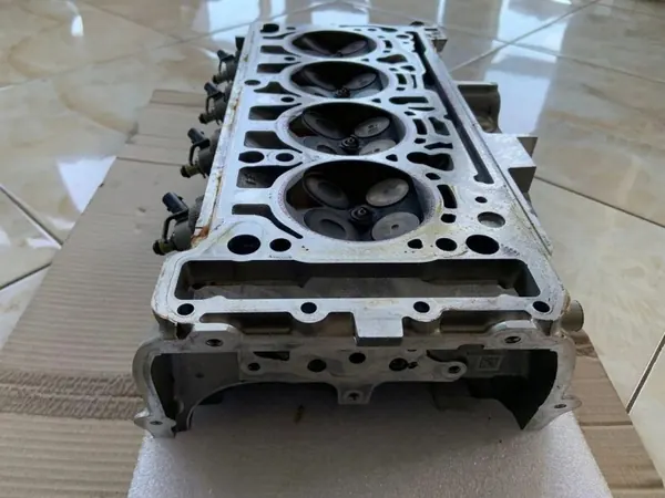 Culasse OEM 06L103403BM pour Audi VW 2.0 TFSI DPU image 3