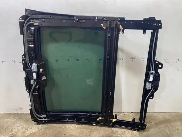 Toit en verre BMW 6 Gran Coupe 2014 image 4