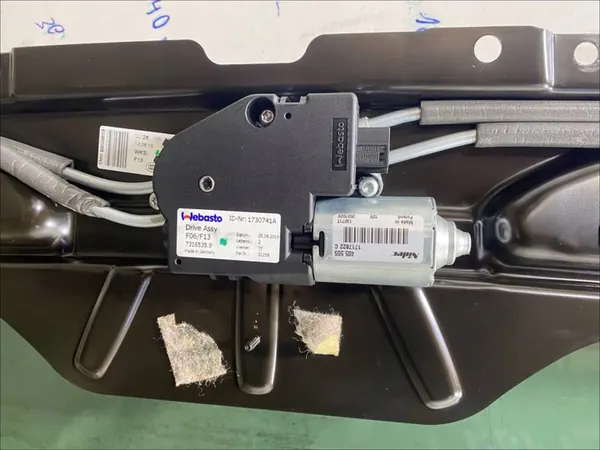 Toit en verre BMW 6 Gran Coupe 2014 image 5