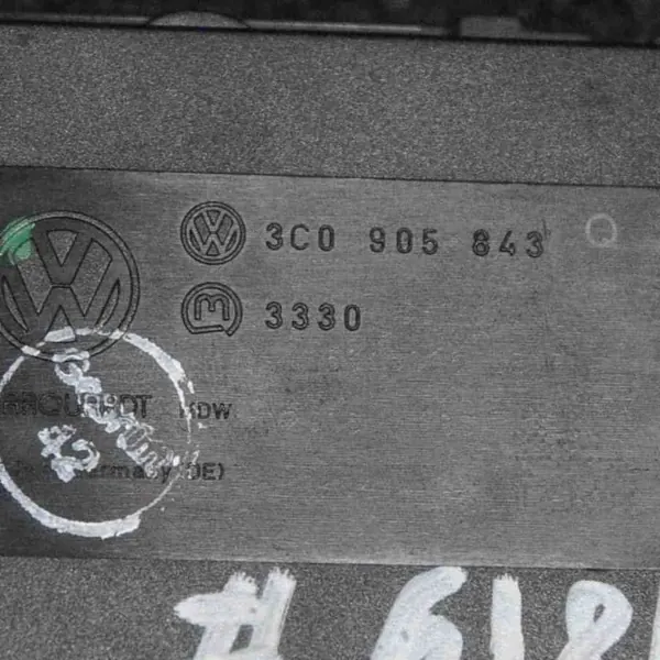 Carrinha VW Passat B7 Variant OEM 3C0959752BA image 7