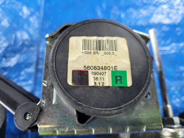 Opel Astra H Höger framsätesbälte OEM 13296212 image 4