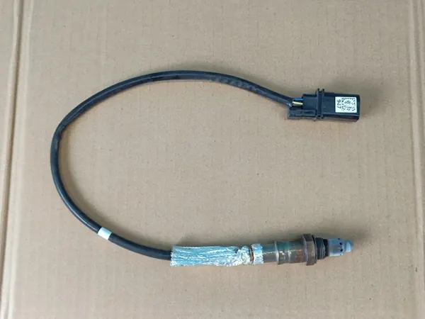 AUDI Q3 F3 Sportback 1.5 TSI Lambda NOx Sensor 04E906262KB image 2