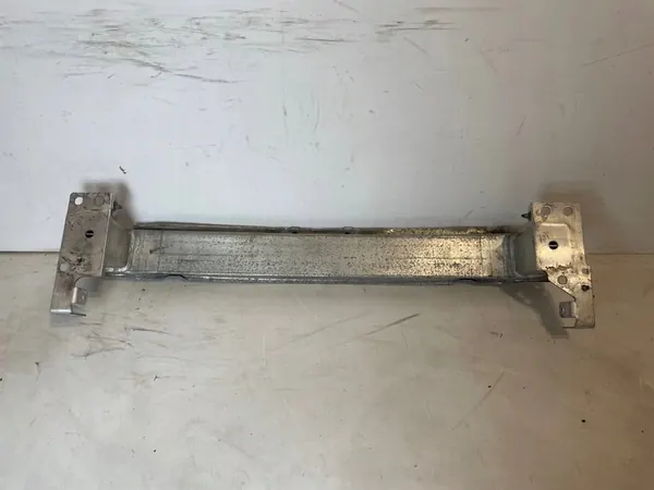 Rinforzo paraurti anteriore Audi A1 8X0807109C image 8