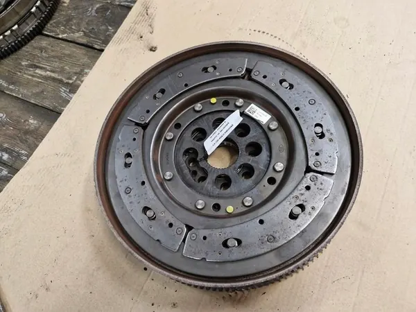 RENAULT TRAFIC 3 VIVARO B TALI 1.6 DCI VOLANTE 123103802R image 5