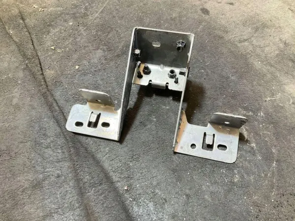 Begagnad Volvo OE karossdel OEM 32322804 image 2