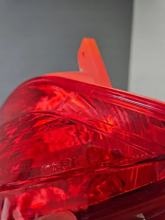 Bumperreflector achter rechts OEM 24558 Opel Mokka X image 8