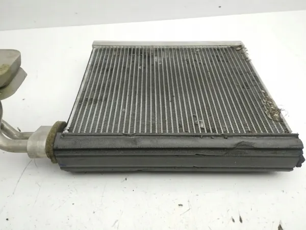Värmekärna A/C Honda Accord 2009 OEM AMD145708 image 5