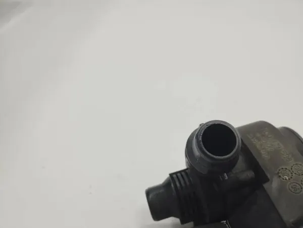 BMW Veden kiertopumppu OEM D419538 X5 E53:lle image 4