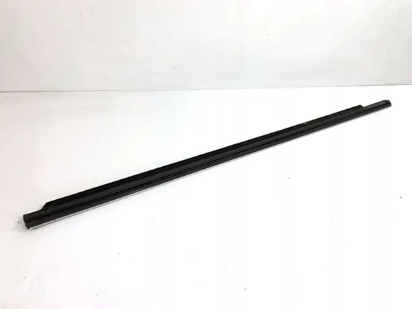OEM etu-oikea raapimisliuska Mercedes W166:lle image 3