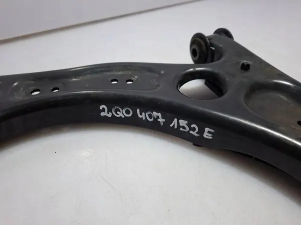 Braccio di controllo anteriore destro Seat Arona 2022 2Q0407152E image 4