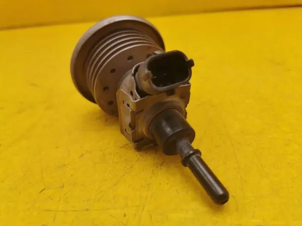 Inyector AdBlue Audi A6 C7 3.0 TDI OEM 4H0131113A image 3