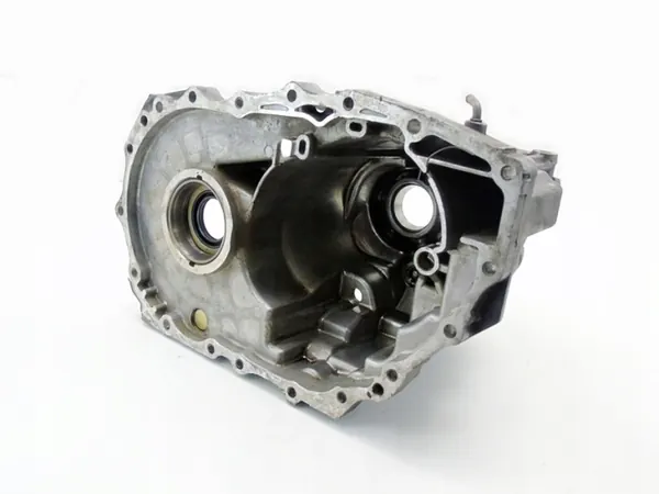 Versnellingsbakbehuizing OEM 4M40#4OSB MS14 voor Nissan image 3