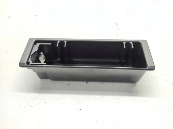 BMW 3 E46 Framaskfäcksinsats OEM 8229175 image 2