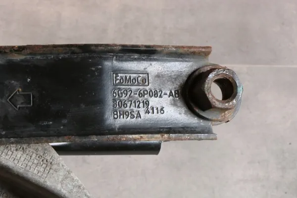 OEM 31480220 Logement Roulement Essieu Volvo XC60 D4 image 4
