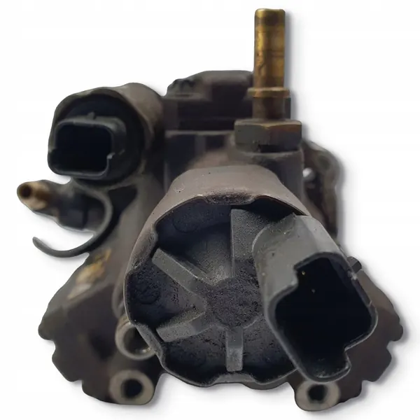 Ford C-MAX 1.8 TDCI ruiskutuspumppu OEM 4M5Q9B395AF image 4