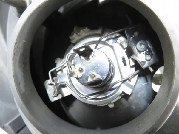 Faros Delantero Derecho Renault Trafic II 2001-2006 OEM 8200007030 image 3