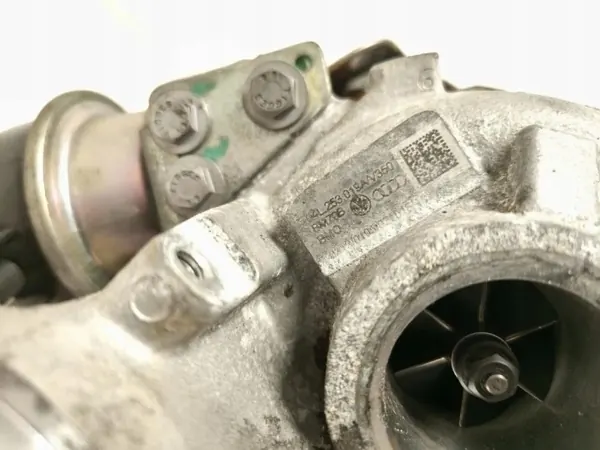 Turbo AUDI A4 Avant 2.0L Diesel 04L253019A image 4
