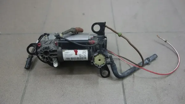Compressore Sospensione Audi A8 D3 TDI image 2