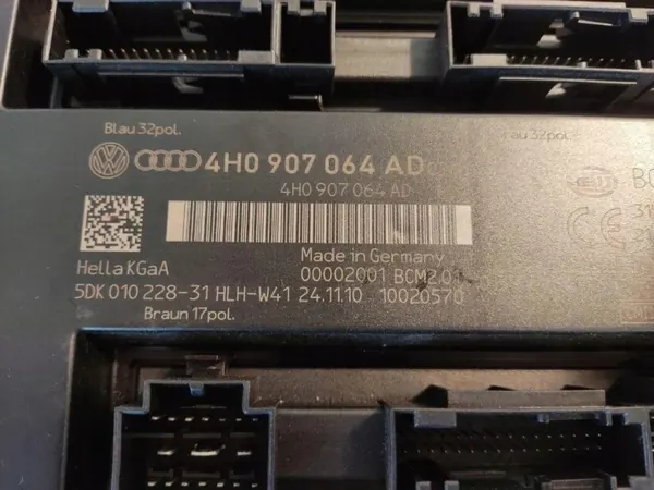 Audi A8 D2 Mukavuusmoduuli OEM 4H0907064AD Käytetty image 2