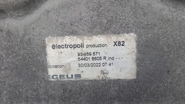 OEM 544016605R Vorderer Querlenker für Renault Trafic III image 4