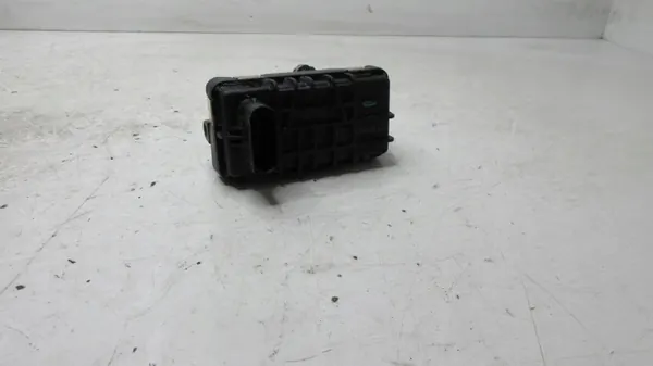 BMW G-24 turboactuator controller OEM 6NW009543 image 2