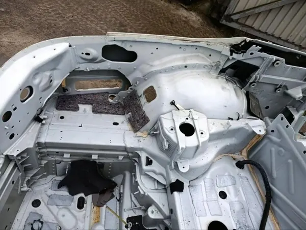 Para-lama traseiro esquerdo Mercedes-Benz SL 2013 OEM 282631 image 7