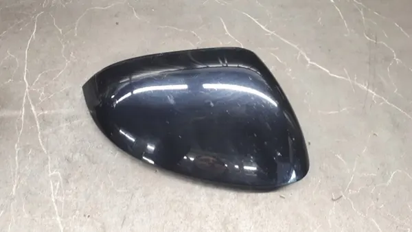 Boîtier de rétroviseur droit OEM 23383024D pour VW Golf VIII image 2