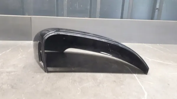 Boîtier de rétroviseur droit OEM 23383024D pour VW Golf VIII image 3