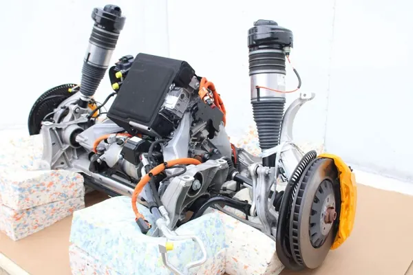 Audi E-Tron framvagnsbalk OEM 0EF901141AG image 3