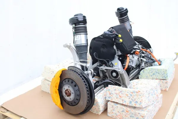 Audi E-Tron framvagnsbalk OEM 0EF901141AG image 5