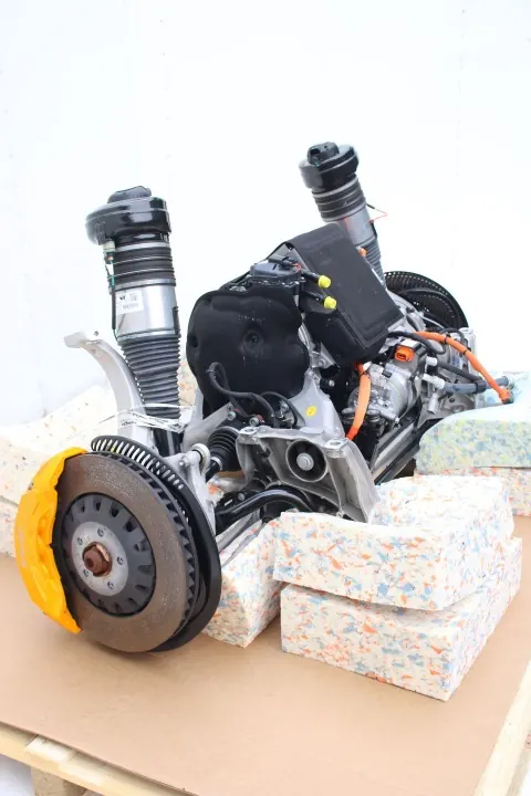 Audi E-Tron framvagnsbalk OEM 0EF901141AG image 6