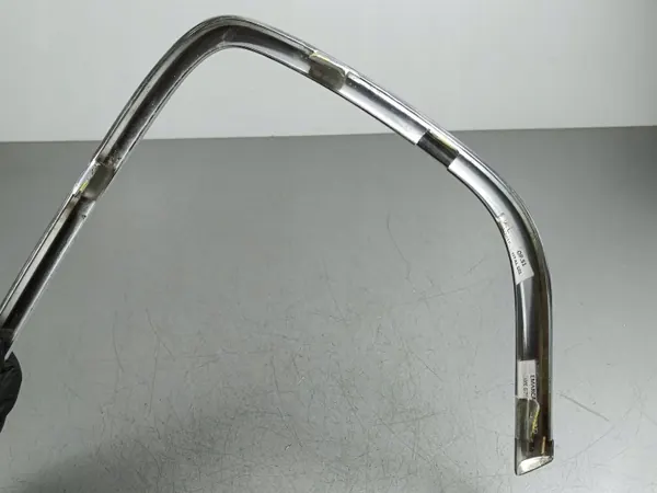 Joint de vitre latérale Maserati Levante OEM DXB70033373 image 5