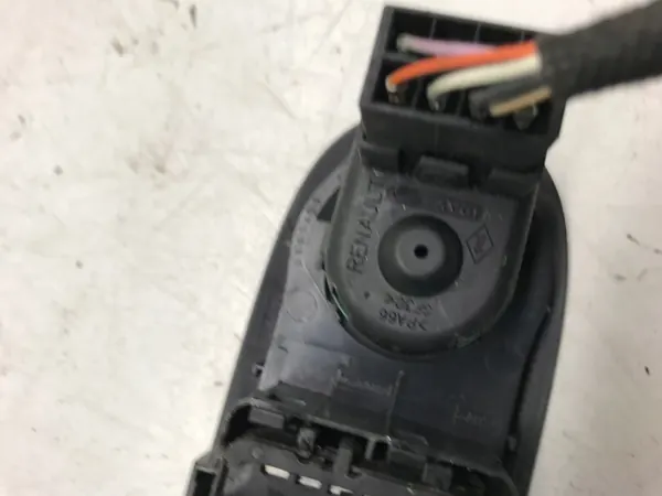 Raam- en Spiegelschakelaar Renault Kangoo II image 8