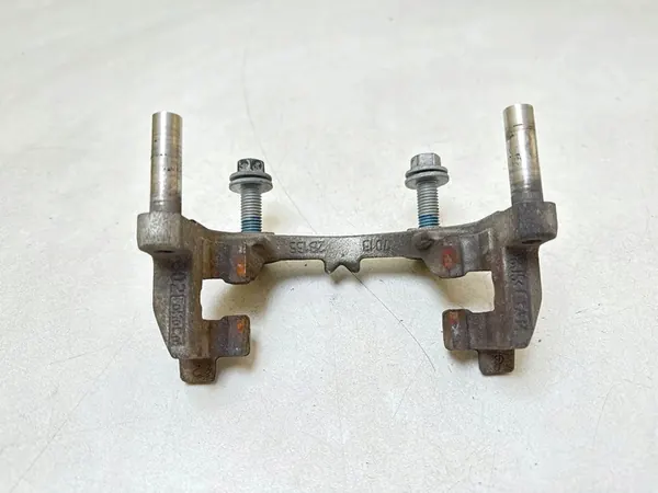 2014 Ford Fusion II Parte do sistema de freios 2B135 image 3