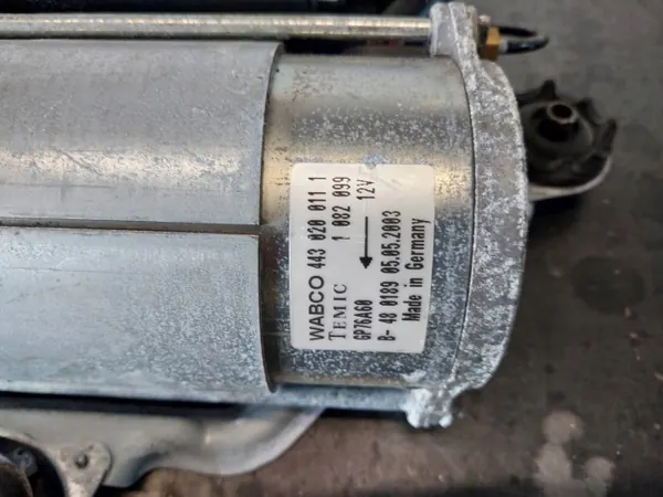 Compressor suspensão ar OEM 1082099 para BMW E39 X5 image 3