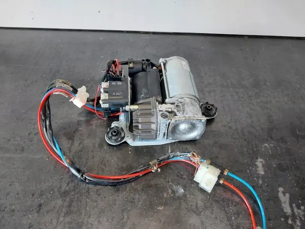 Compressor suspensão ar OEM 1082099 para BMW E39 X5 image 8