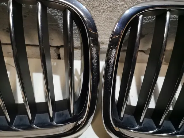 BMW 5 F10 F11 Kidney Grill Chrome image 4