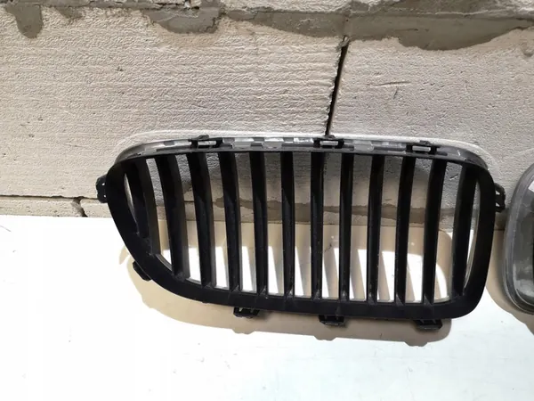 BMW 5 F10 F11 Kidney Grill Chrome image 6