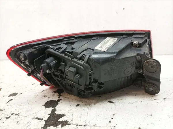 Luz Trasera Derecha Audi A3 III Sedán 8V5945070 image 2