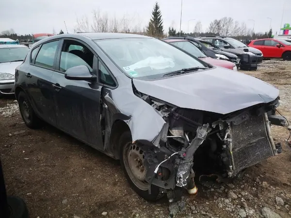 Opel Astra Motorstyrning 2009 1.4L 12634556 image 4