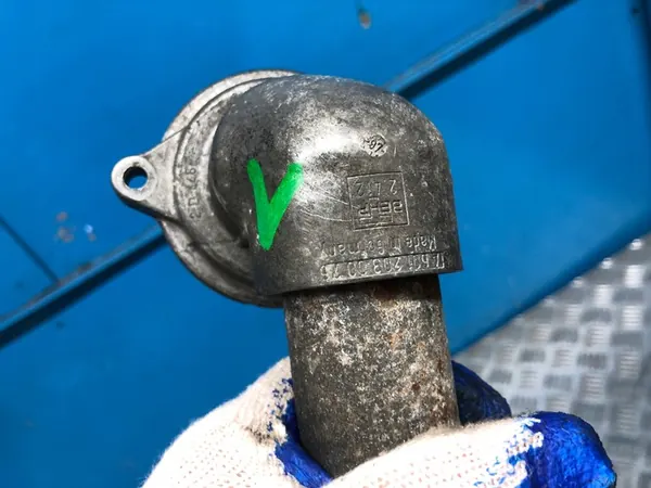 MERCEDES VITO W638 2.3 D Thermostaatbehuizing Slang OEM image 4