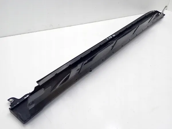 Protector de umbral derecho BMW F48 X1 OEM 7332328 image 10