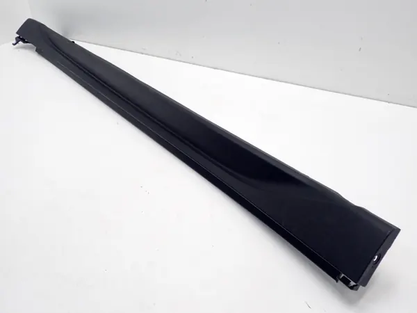 Protector de umbral derecho BMW F48 X1 OEM 7332328 image 4