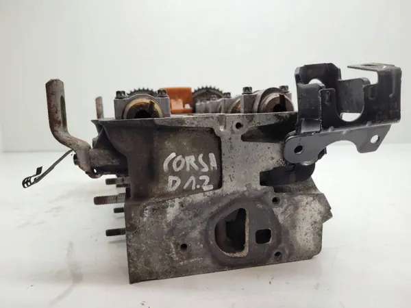 Cabeça de árvore de cames OEM 55562229 para Opel Corsa D 1.2 image 4
